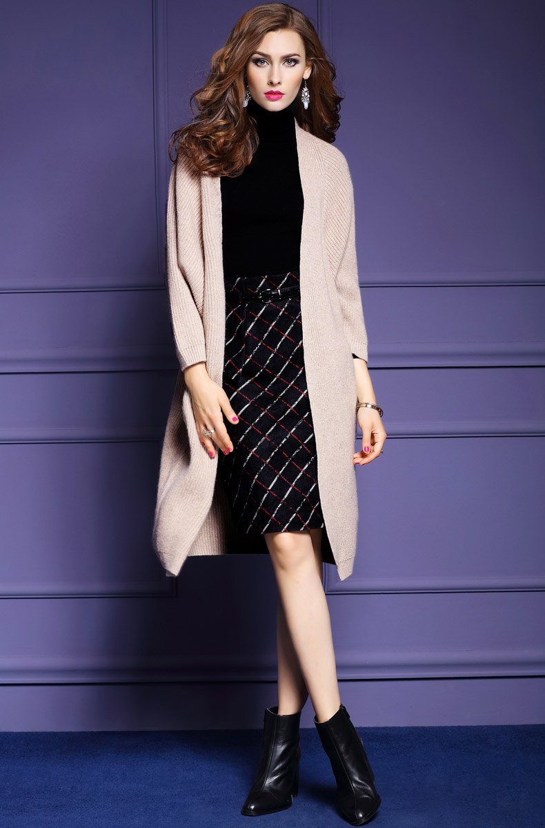 氣質與溫度并存 中年女裝外套搭配新時尚